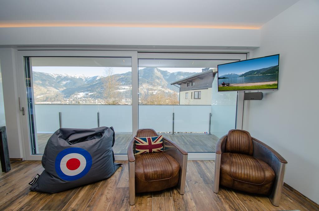 Superb Alpine Lodges By All In One Apartments Zell am See Exterior photo