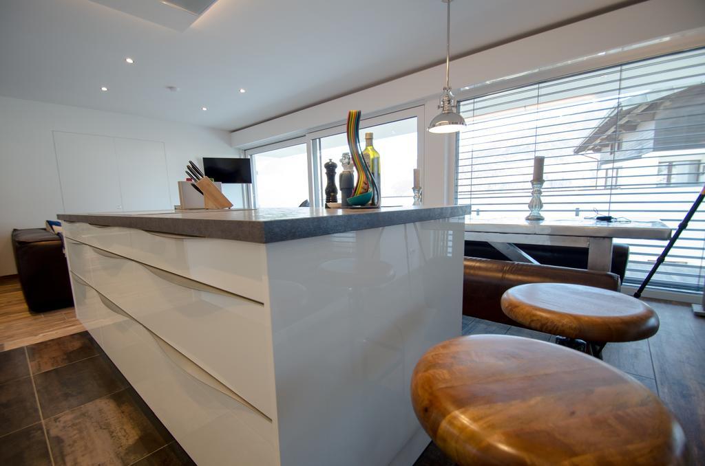 Superb Alpine Lodges By All In One Apartments Zell am See Exterior photo