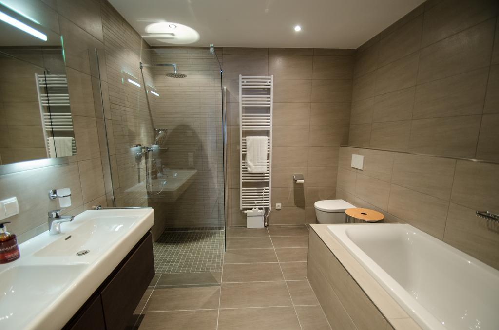 Superb Alpine Lodges By All In One Apartments Zell am See Exterior photo