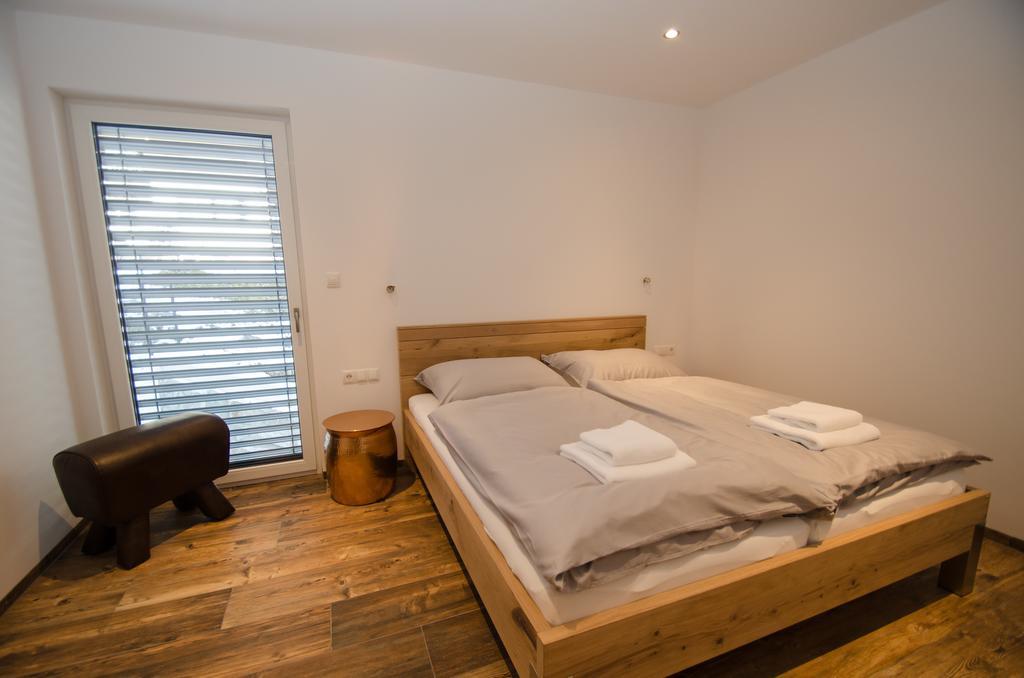 Superb Alpine Lodges By All In One Apartments Zell am See Exterior photo