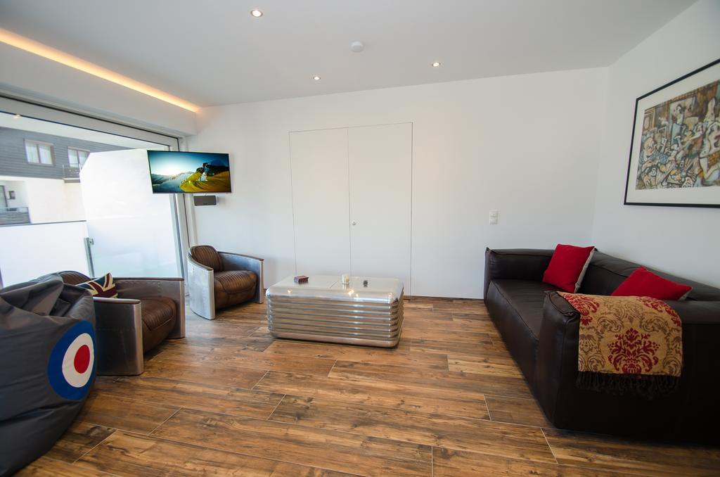 Superb Alpine Lodges By All In One Apartments Zell am See Exterior photo