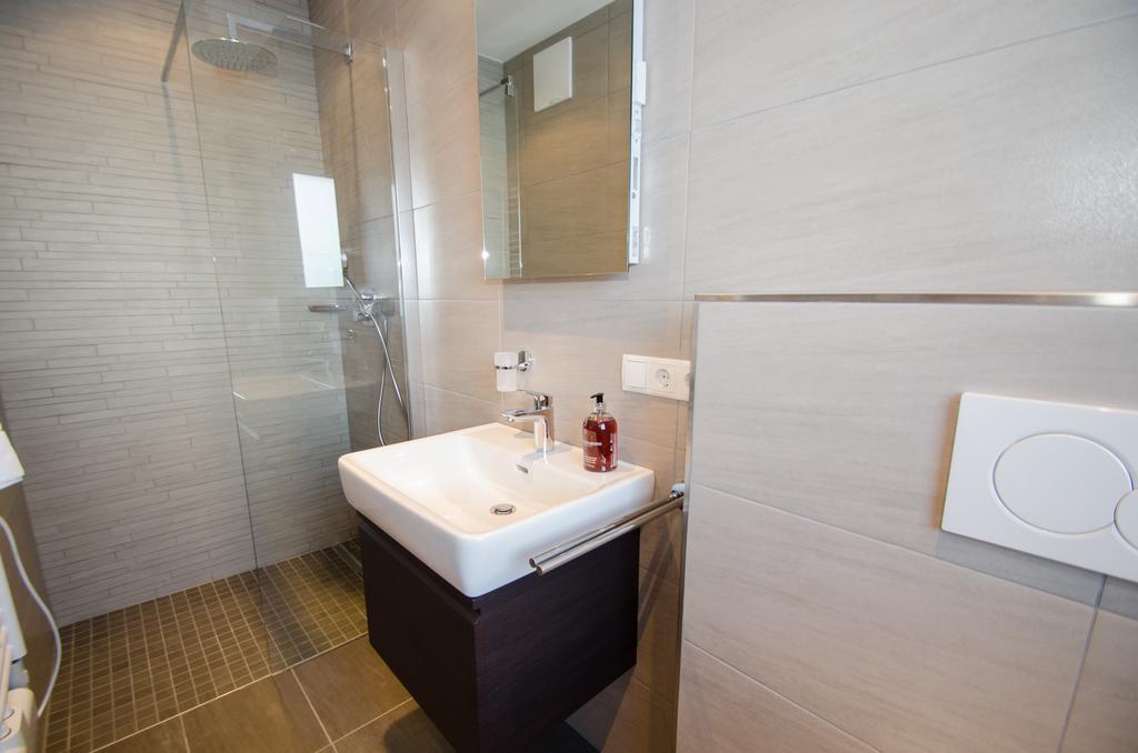 Superb Alpine Lodges By All In One Apartments Zell am See Exterior photo